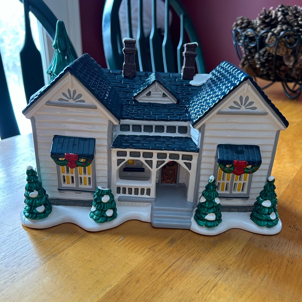 Grandma’s Cottage Village